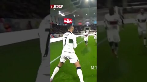 Ronaldo combines a new celebration #shorts #football #Ronaldo