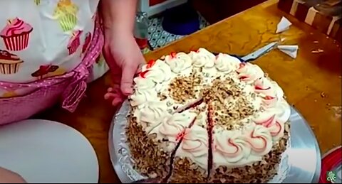 Red Velvet Cake a Holiday Favorite, CVC's Southern Cooking