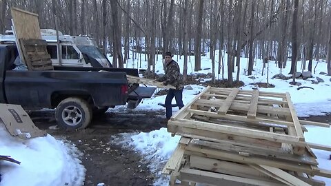 Unloading Free Construction Materials For My Tiny House On Wheels
