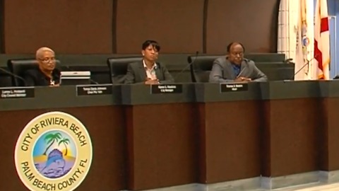 Legal experts question Riviera Beach city attorney's opinion on stipend