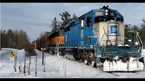 Flying South In Wisconsin, You Better STOP At This RR Crossing! #trains #trainvideo | Jason Asselin