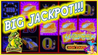 EPIC BATTLE LEADS TO A HUGE JACKPOT! Lightning Link High Stakes Slot