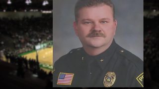 Students honor New Castle police chief who died unexpectedly after falling ill at basketball game