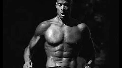 DAVID GOGGINS 4 Minute Speech That Will Change Your Life