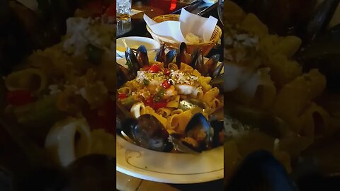 Italian restaurant seafood pasta