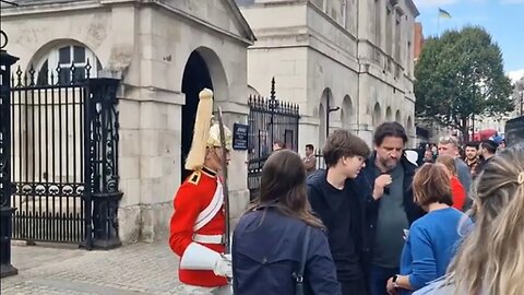 Tourist did not know she was there she jumps #horseguardsparade