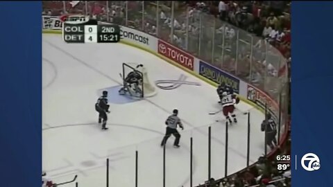 On this date 20 years ago: Red Wings chase Patrick Roy, shut out Avalanche in 2002 Western Conference Final