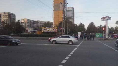 Kiev, crossroad on Sege Lyfar, сrosswalk