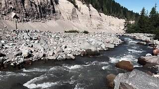 GORGEOUS Sandy River Crossing (SW Timberline Loop, S of Ramona Falls) @ Mount Hood! | Oregon | 4K