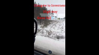 Snow falls in uk