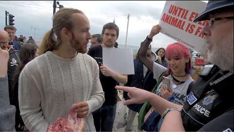 Eating Raw Pig's Head @ Vegfest 2019 | Brighton, UK | POLICE CALLED & BANNED