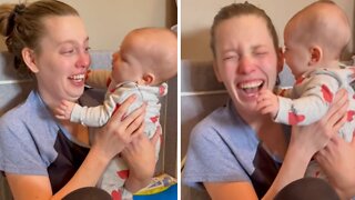 Baby Hysterically Attacks Her Auntie With Kisses