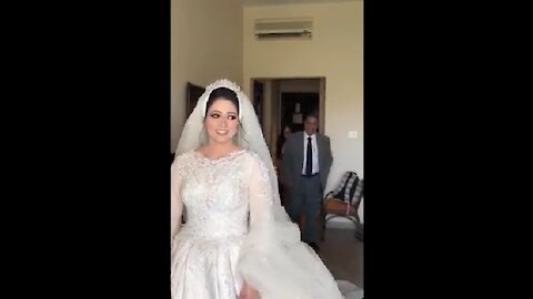 Beautiful Bride meet his Dad Before Wedding