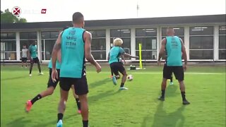 Yuri Lara e Vitinho treinando com bola