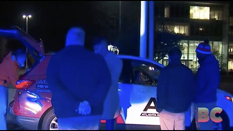 Homeless man allegedly held Atlanta news crew hostage