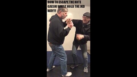 HOW TO ESCAPE THE KOTE GAESHI WRISTHOLD THE JKD WAY!!!