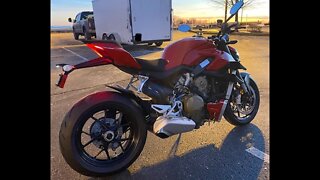 Finally! I got my 2021 Ducati Streetfighter V4!