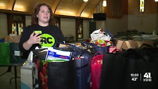 Raytown pastor feeds 300, fights food insecurity