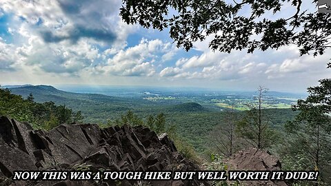 HIKING UP MOUNT HOLYOKE STATE PARK