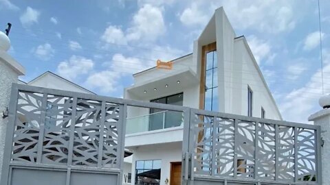 Newly Built 5 Bedroom Fully Detached Duplex With BQ FOR SALE In #Ologolo #Lekki #Lagos - ₦290m Only!