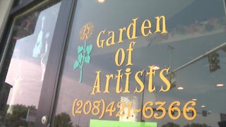 After battling heart disease, local artist closes art store