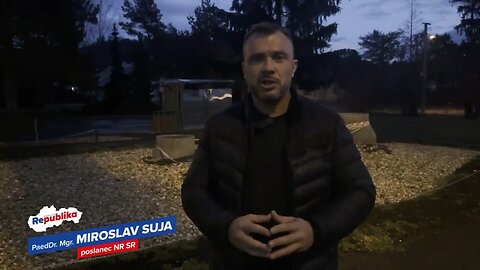 Poslanec za slovenské hnutí Republika informoval o budovách obložených olovem na letišti Sliač!