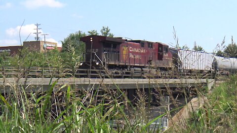 Canadian Pacific No.9532 GE AC44CW Running Backwards Over HWY 321 In Lincolnton NC 8-24-21