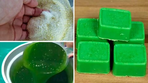 How to Make Homemade Cleaner With Papaya Leaves