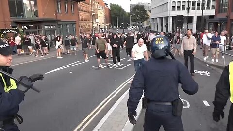 Far-right activists clash with police as violent protests erupt in cities across U.K. on Saturday