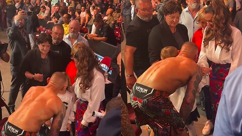 Dustin Poirier Embraces His Daughter And Family After UFC 302 Lose