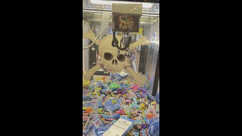 Candy Claw machine #clawmachine #gamer #fyp #viralreels