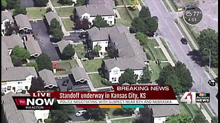 Standoff underway in KCK at apartment complex