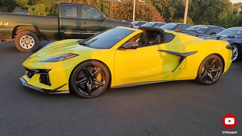 Corvette C8 ZO6 start up at dealership