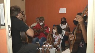 Viola Caipira: escola de música e prefeitura oferecem aulas gratuitas em Gov. Valadares