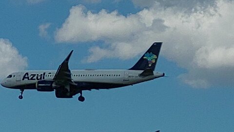Airbus A320NEO PR-YRE vindo de Campinas para Manaus