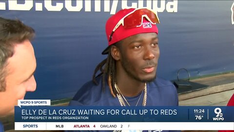 Elly De La Cruz waiting for call up to Reds