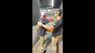 Tatuador Mauhe fazendo o curso OPERADOR DE PISTOLA 1 🎯 🔥 🔫