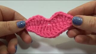 How to crochet lips applique free written pattern in description