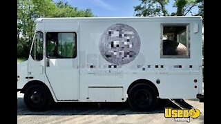 2002 11' Chevy Workhorse Diesel Wood Fired Pizza Truck with 2018 Kitchen