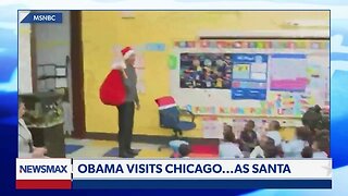 Obama visits Chicago as Santa