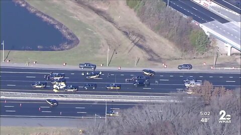 Suspect dead after shooting of school bus on I-95, 2 carjackings, near MD line