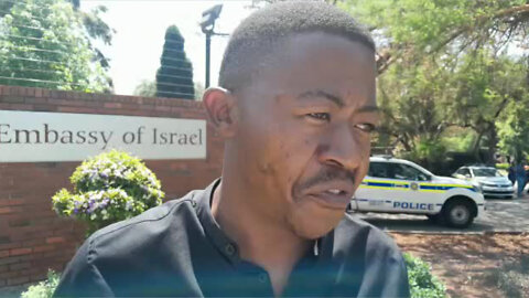 WATCH: South African Friends of Israel gather outside the Embassy of Israel