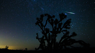 Time lapse: Breathtaking meteor shower over Las Vegas sky