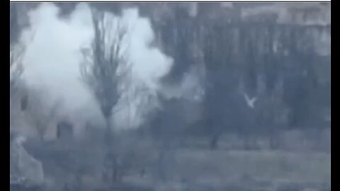 Epic video! Russian anti-tank missile sent a Ukrainian sniper on a balistic flight