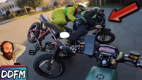 @Moto Stars Crash Compilation Review / Awesome, Crazy & Epic Motorcycle Moments / Riding SMART 27