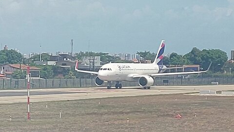 Takeoff Airbus A321 PT-MXB from Fortaleza to Manaus