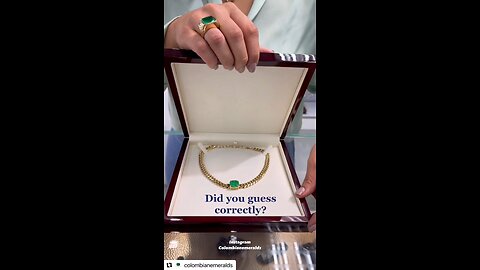 Solid gold Miami Cuban link 8 mm 18K AAA emerald cushion cut choker gift present