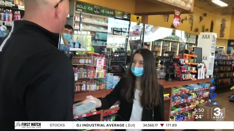 Teenager coordinates donation of thousands of masks