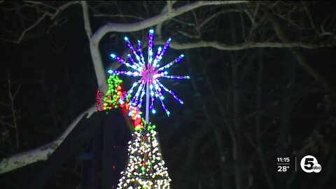 NELA Park Holiday Lighting Ceremony showcases GE Lighting 'Holiday Delighter'