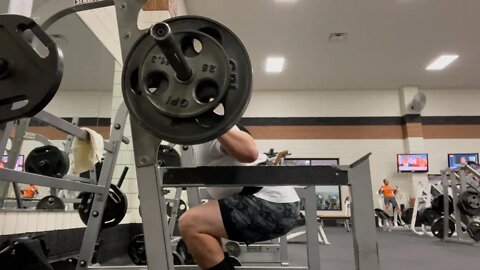 Narrow Squats and Stiff Legged DLs